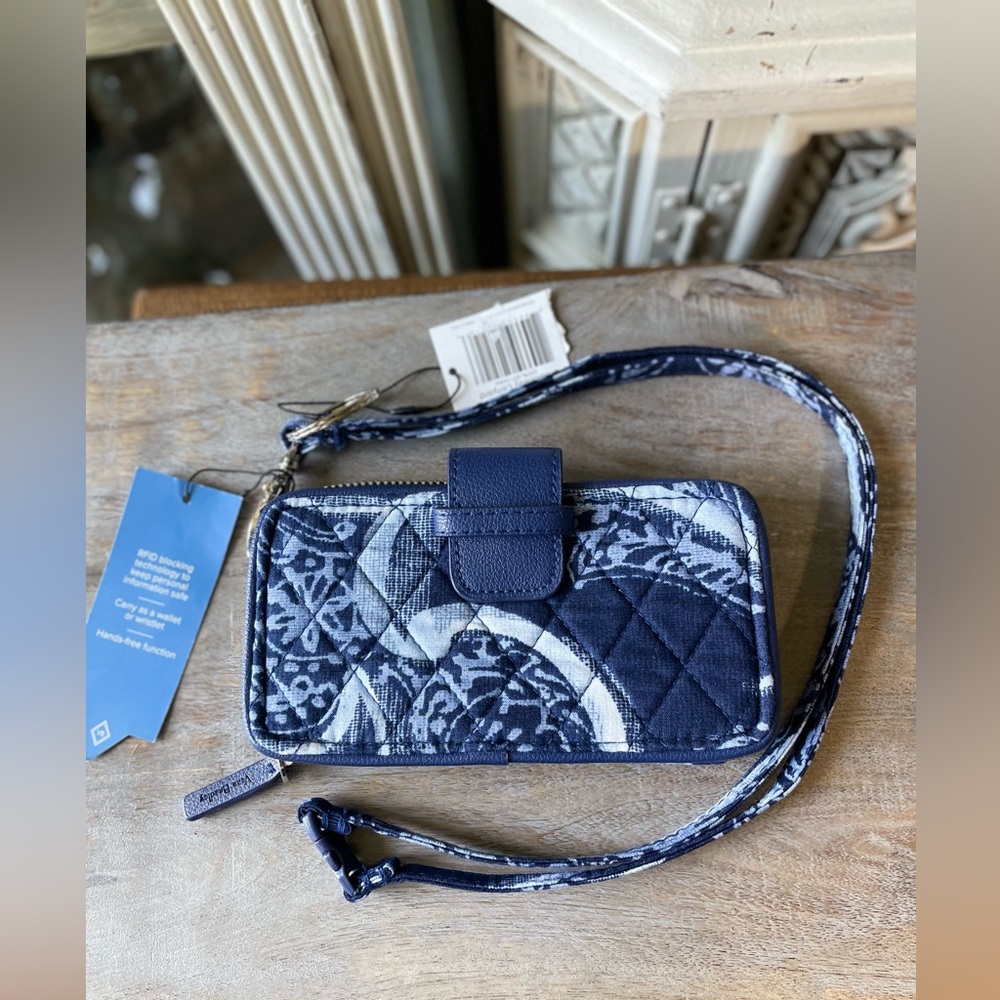 Vera Bradley blue & white crossbody wallet wristlet RFID blocking nwt